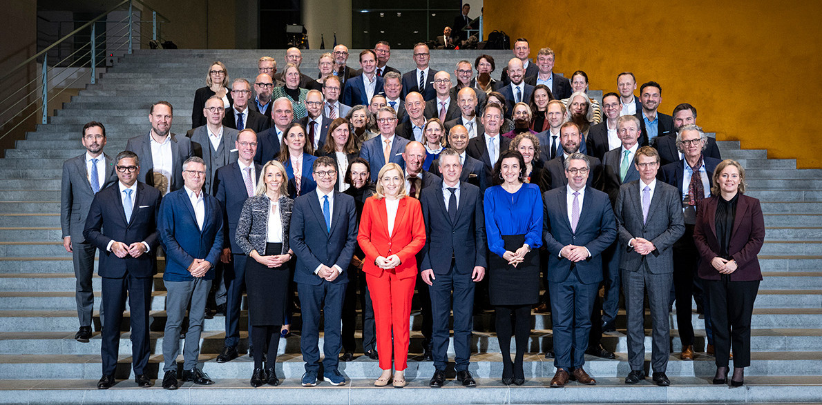 Pharma Dialog Auftakt am 12. November 2025 im Bundeskanzleramt in Berlin