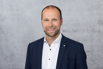 Dr. Karl Sydow